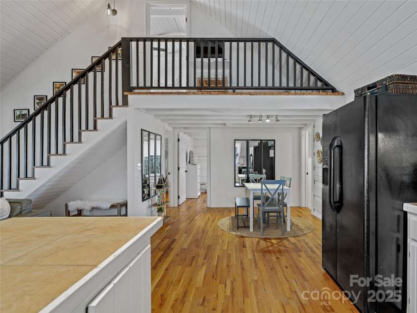 55 Clover Trail, Marshall, NC 28753.  MLS# CAR4231147, YatesRealty ID 7592. 