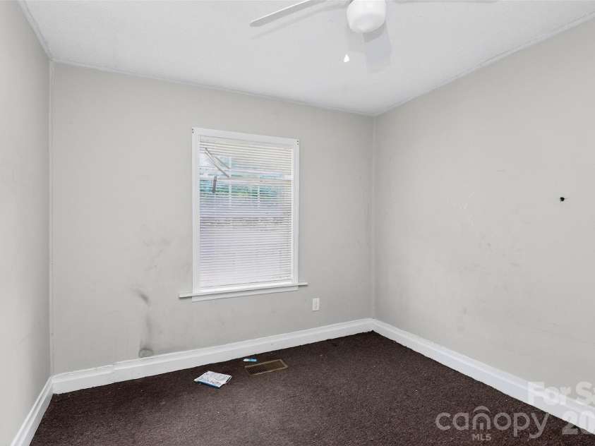 1102 Davidson Avenue, Gastonia, NC 28052.  MLS# CAR4353098, YatesRealty ID 7593. 