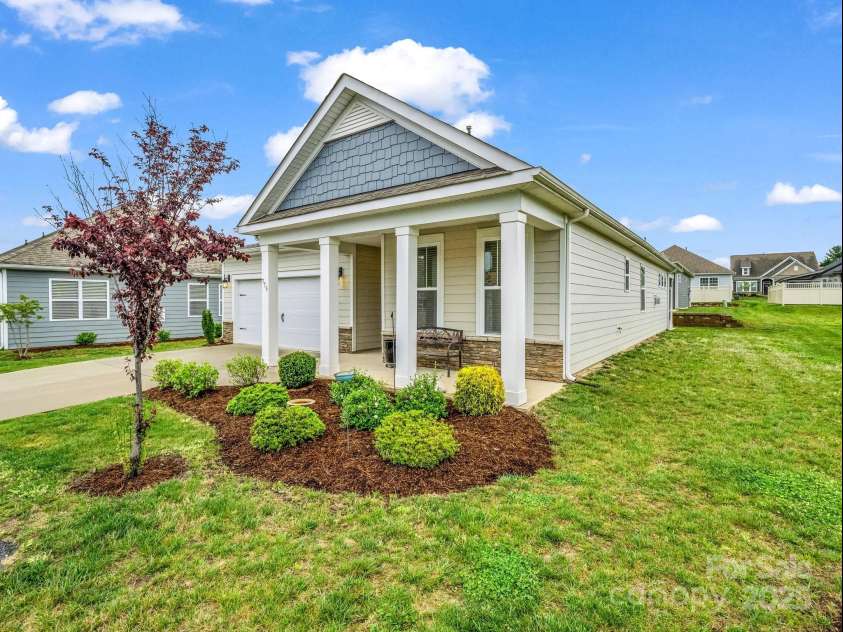 775 Summerfield Place, Flat Rock, NC 28731.  MLS# CAR4249838, YatesRealty ID 7593. 