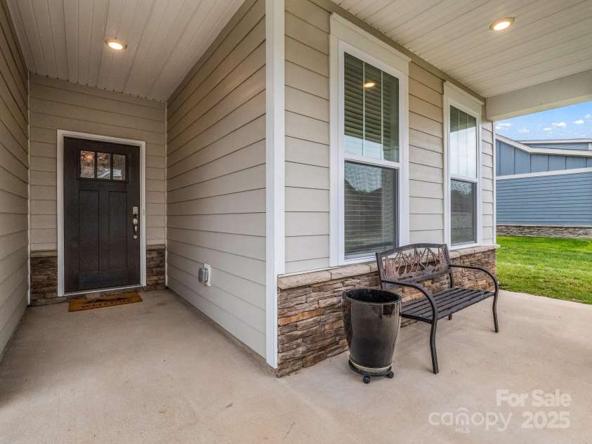 775 Summerfield Place, Flat Rock, NC 28731.  MLS# CAR4249838, YatesRealty ID 7593. 