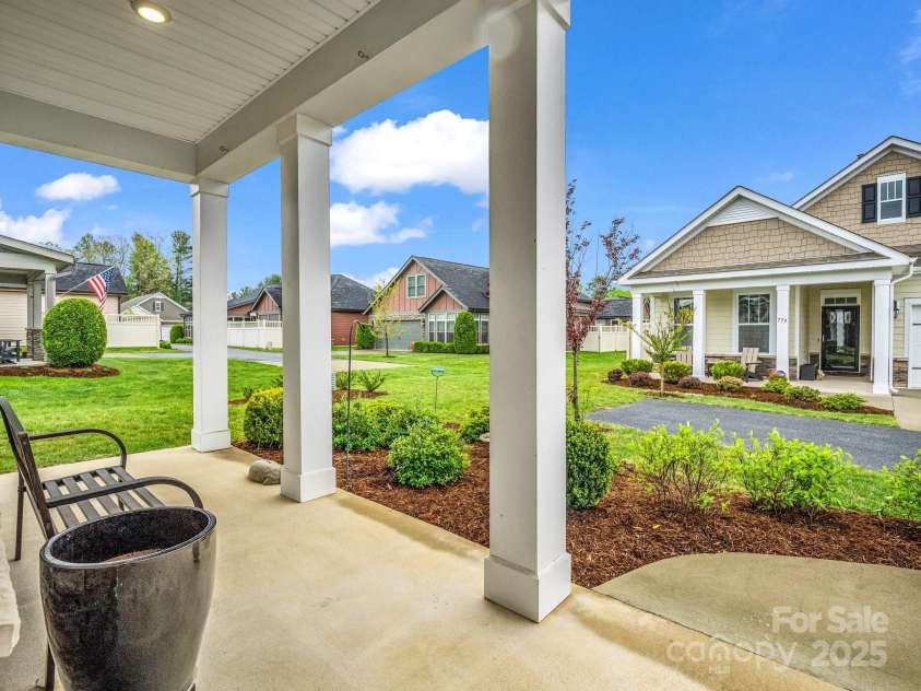 775 Summerfield Place, Flat Rock, NC 28731.  MLS# CAR4249838, YatesRealty ID 7593. 