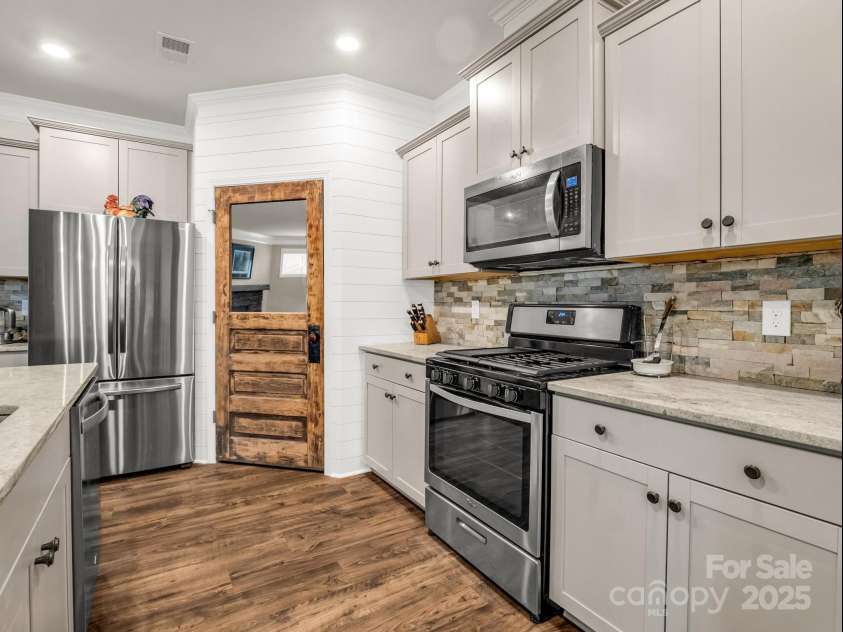 775 Summerfield Place, Flat Rock, NC 28731.  MLS# CAR4249838, YatesRealty ID 7593. 