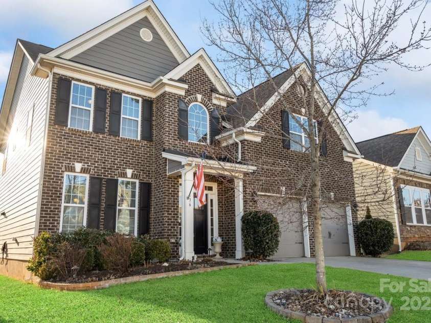 136 Margo Lane, Statesville, NC 28677.  MLS# CAR4214570, YatesRealty ID 7595. 