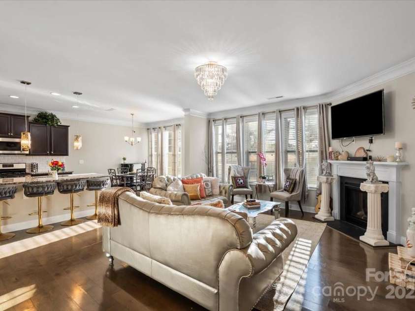 136 Margo Lane, Statesville, NC 28677.  MLS# CAR4214570, YatesRealty ID 7595. 