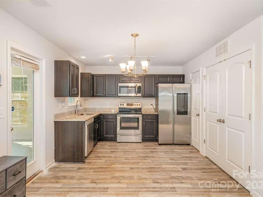 109 Landon Court, Shelby, NC 28152.  MLS# CAR4313682, YatesRealty ID 7596. 