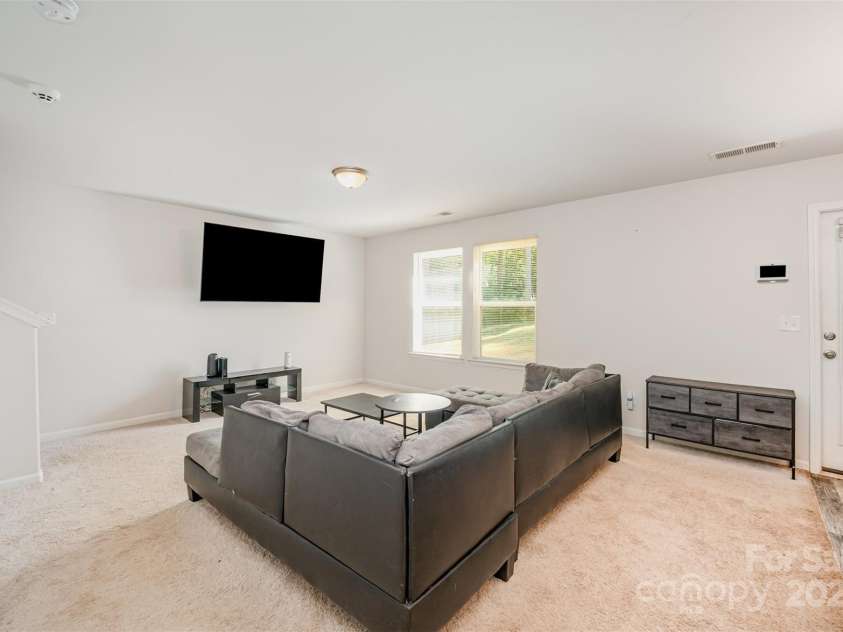 109 Landon Court, Shelby, NC 28152.  MLS# CAR4313682, YatesRealty ID 7596. 