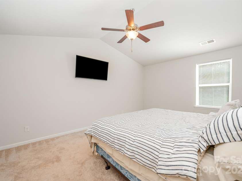 109 Landon Court, Shelby, NC 28152.  MLS# CAR4313682, YatesRealty ID 7596. 