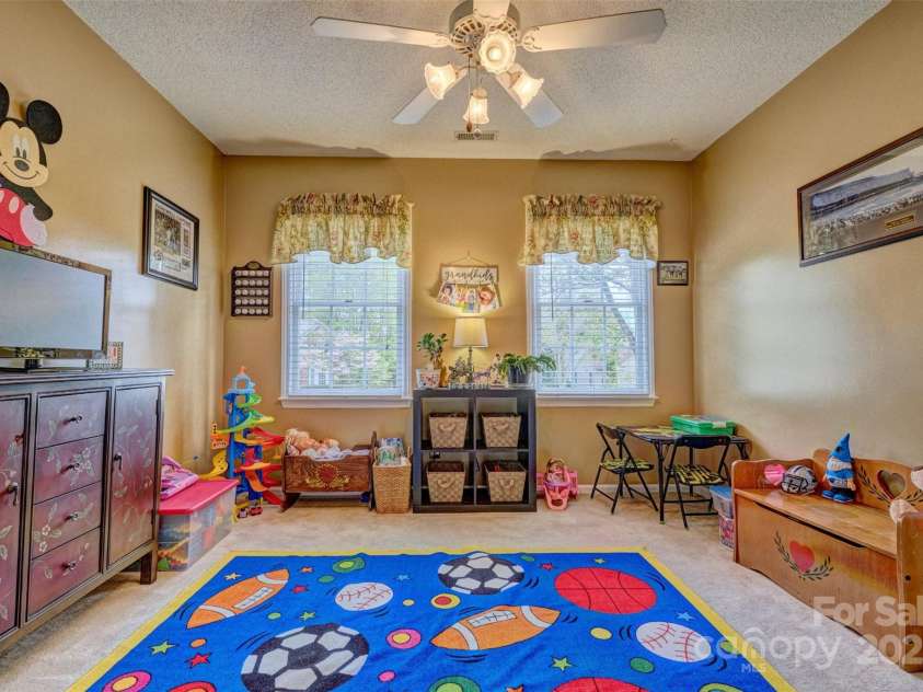 394 Runnymede Drive, Rock Hill, SC 29732.  MLS# CAR4244719, YatesRealty ID 7597. 