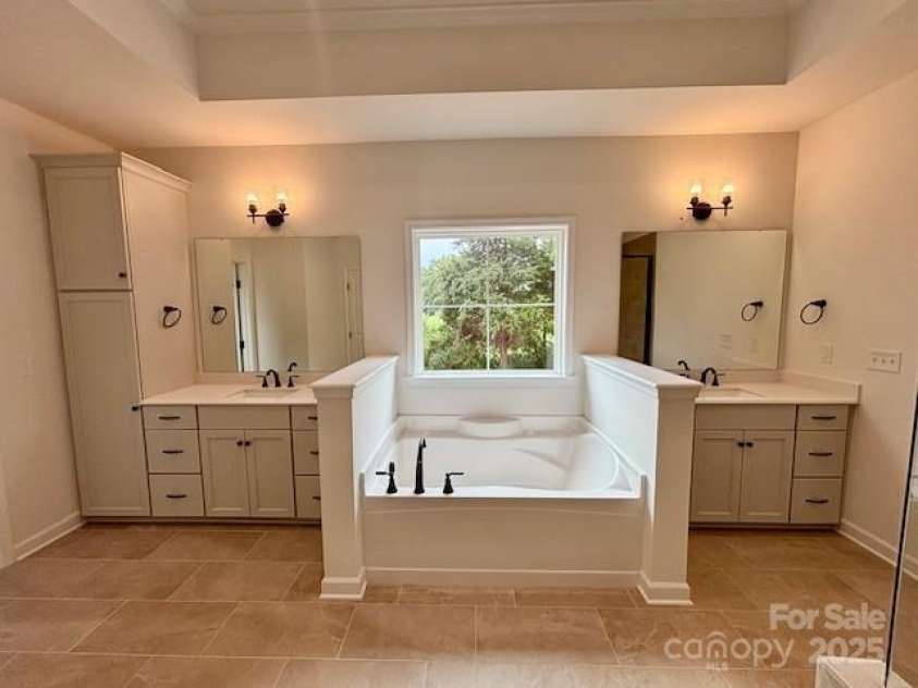 120 Adalyn Ivy Lane, Mooresville, NC 28115.  MLS# CAR4249966, YatesRealty ID 7598. Primary bath