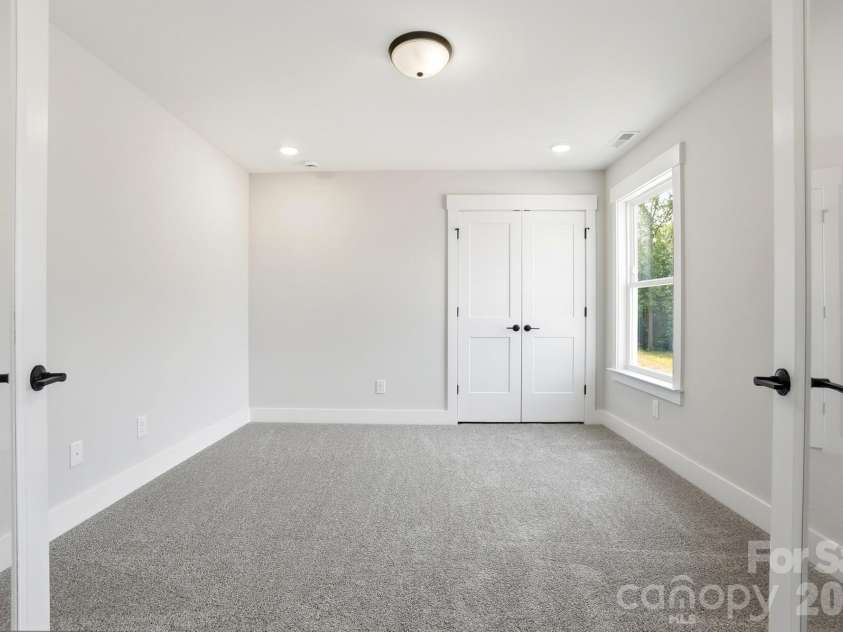 5080 McLaughlin Loop, Waxhaw, NC 28173.  MLS# CAR4349014, YatesRealty ID 7598. Sitting Room