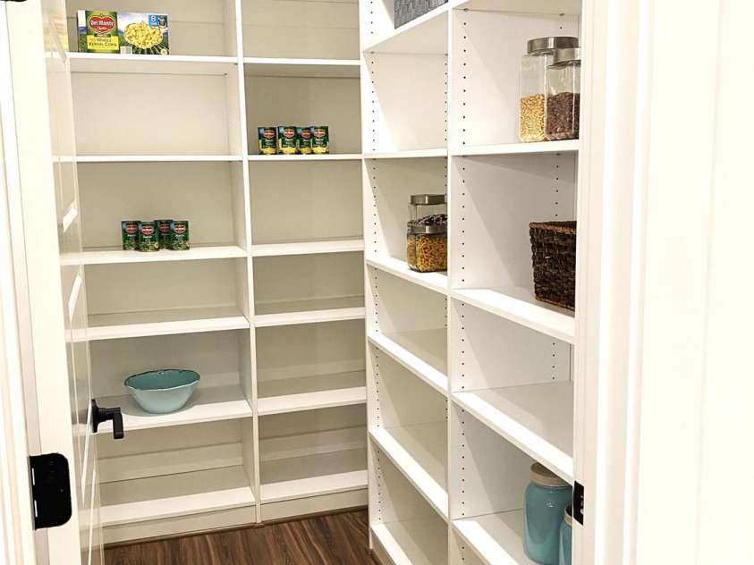 19044 Newburg Hill Road, Davidson, NC 28036.  MLS# CAR4248042, YatesRealty ID 7599. 