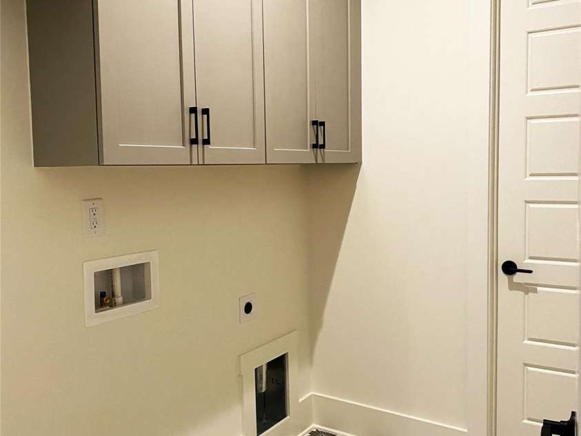 19044 Newburg Hill Road, Davidson, NC 28036.  MLS# CAR4248042, YatesRealty ID 7599. 