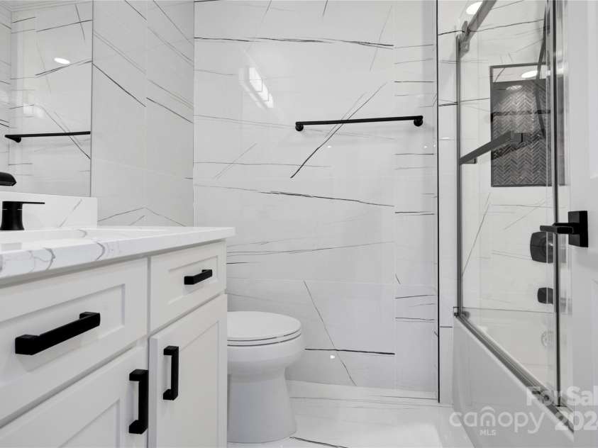 533 Amon Lane, Pineville, NC 28134.  MLS# CAR4108397, YatesRealty ID 76. 