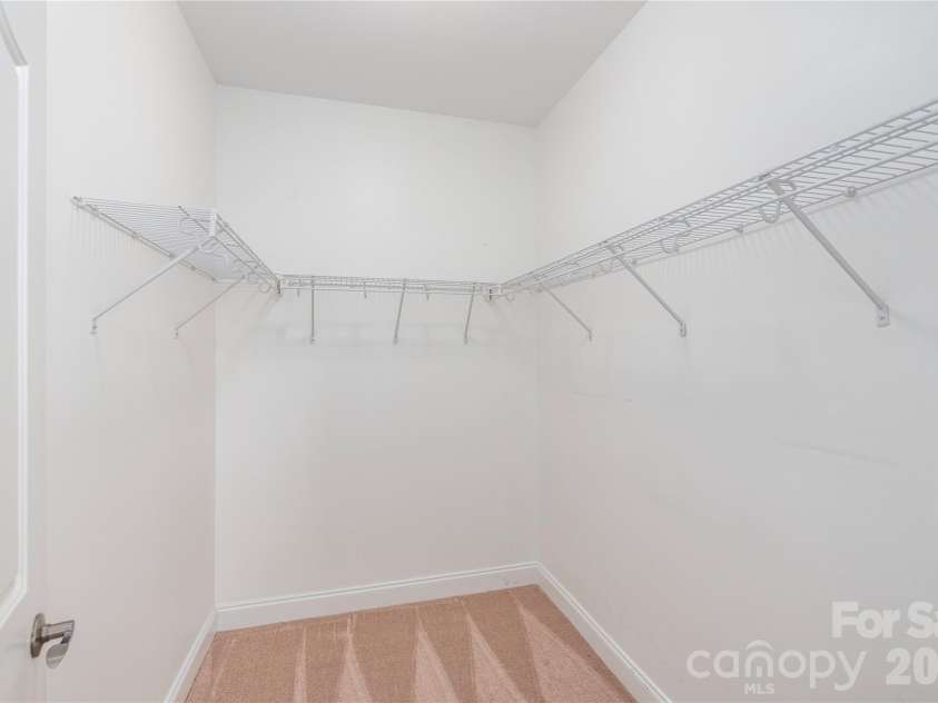 122 Outlook Circle, Swannanoa, NC 28778.  MLS# CAR4333481, YatesRealty ID 760. All 3 bedrooms have walk-in closets