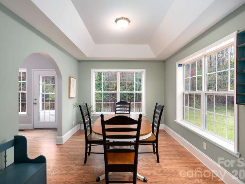 230 Graystone Drive, Burnsville, NC 28714.  MLS# CAR4314444, YatesRealty ID 7600. 