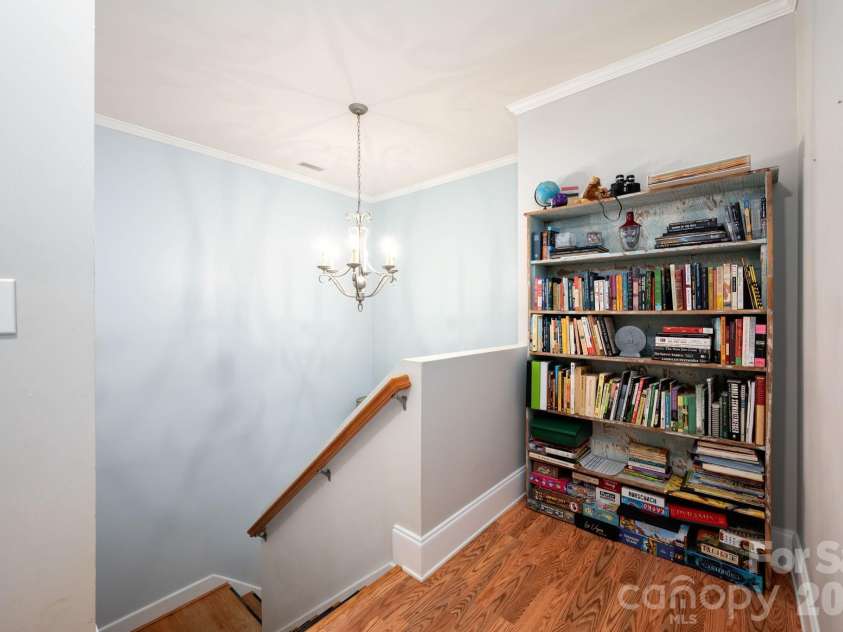 230 Graystone Drive, Burnsville, NC 28714.  MLS# CAR4314444, YatesRealty ID 7600. 