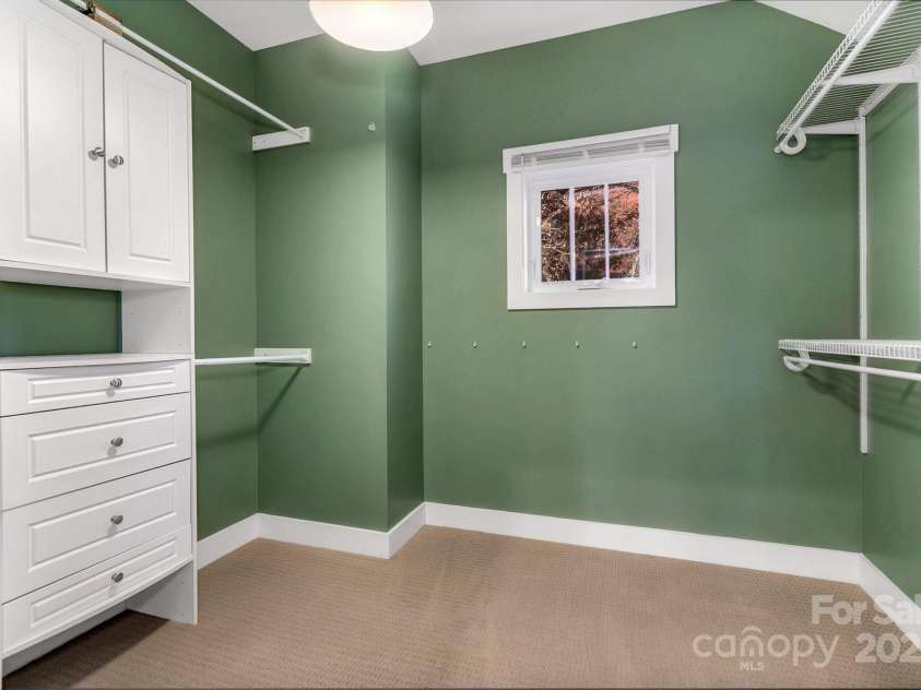 241 Fern Way, Black Mountain, NC 28711.  MLS# CAR4196971, YatesRealty ID 7601. Primary closet