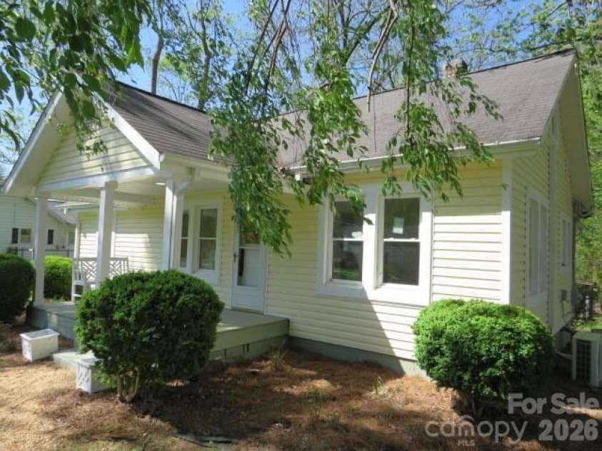 736 Country Club Drive, State Road, NC 28676.  MLS# CAR4342097, YatesRealty ID 7601. 