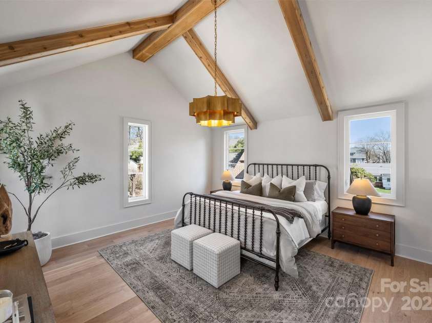 2325 Winthrop Avenue, Charlotte, NC 28203.  MLS# CAR4232074, YatesRealty ID 7604. 