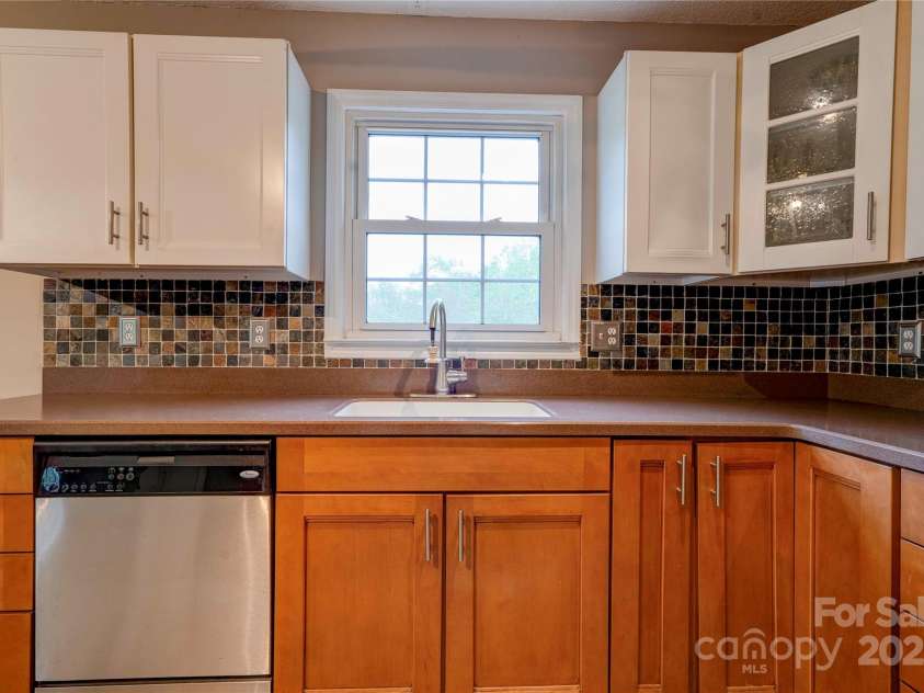 104 Cutter Court, Lawndale, NC 28090.  MLS# CAR4250473, YatesRealty ID 7605. Kitchen