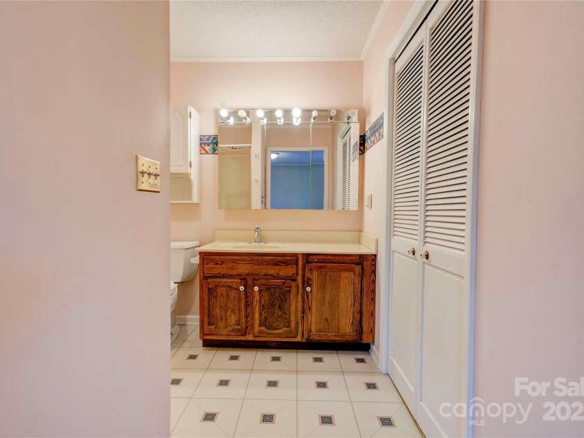 104 Cutter Court, Lawndale, NC 28090.  MLS# CAR4250473, YatesRealty ID 7605. Primary Bathroom