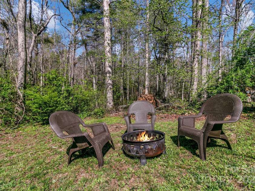 6 Southchase Drive, Fletcher, NC 28732.  MLS# CAR4245969, YatesRealty ID 7606. 