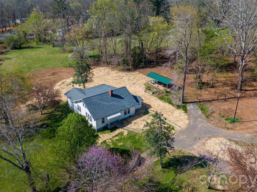 761 Amherst Road, Morganton, NC 28655.  MLS# CAR4361681, YatesRealty ID 7608. 