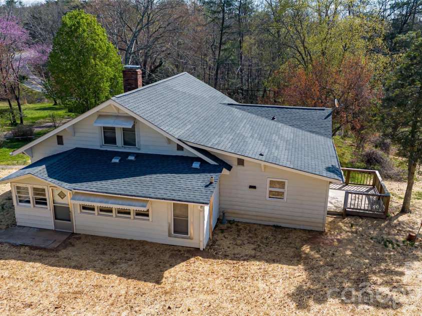 761 Amherst Road, Morganton, NC 28655.  MLS# CAR4361681, YatesRealty ID 7608. 