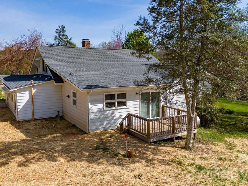 761 Amherst Road, Morganton, NC 28655.  MLS# CAR4361681, YatesRealty ID 7608. 