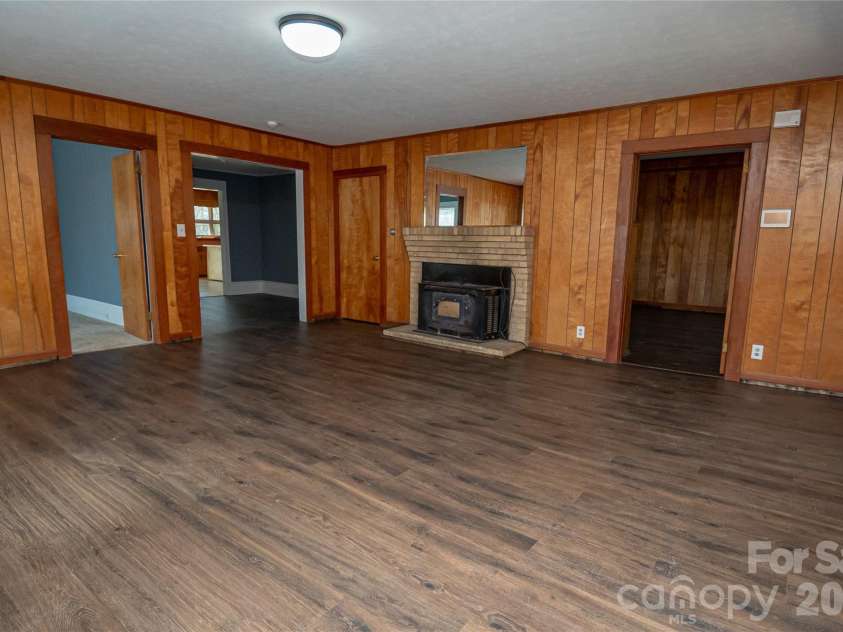 761 Amherst Road, Morganton, NC 28655.  MLS# CAR4361681, YatesRealty ID 7608. 