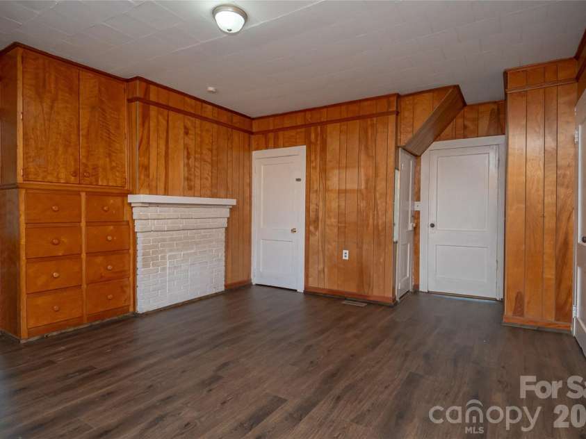 761 Amherst Road, Morganton, NC 28655.  MLS# CAR4361681, YatesRealty ID 7608. 