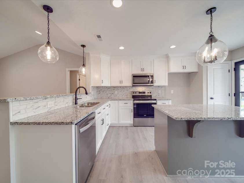 8690 Crestwood Drive, Mount Pleasant, NC 28124.  MLS# CAR4212777, YatesRealty ID 7608. 