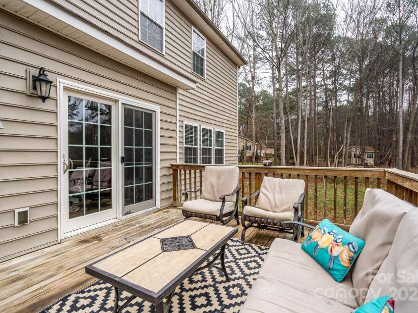 123 Kingfisher Drive, Mooresville, NC 28117.  MLS# CAR4209658, YatesRealty ID 7609. 