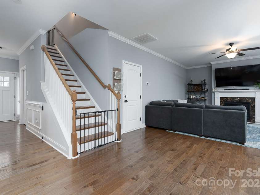123 Kingfisher Drive, Mooresville, NC 28117.  MLS# CAR4209658, YatesRealty ID 7609. 