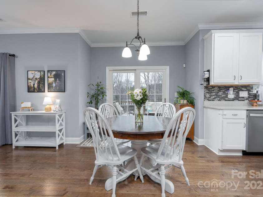 123 Kingfisher Drive, Mooresville, NC 28117.  MLS# CAR4209658, YatesRealty ID 7609. 