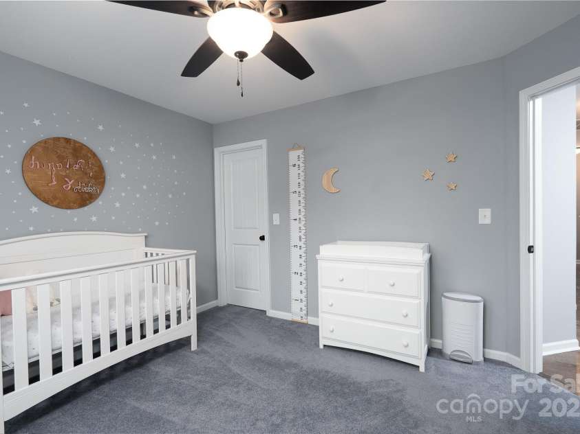 123 Kingfisher Drive, Mooresville, NC 28117.  MLS# CAR4209658, YatesRealty ID 7609. 