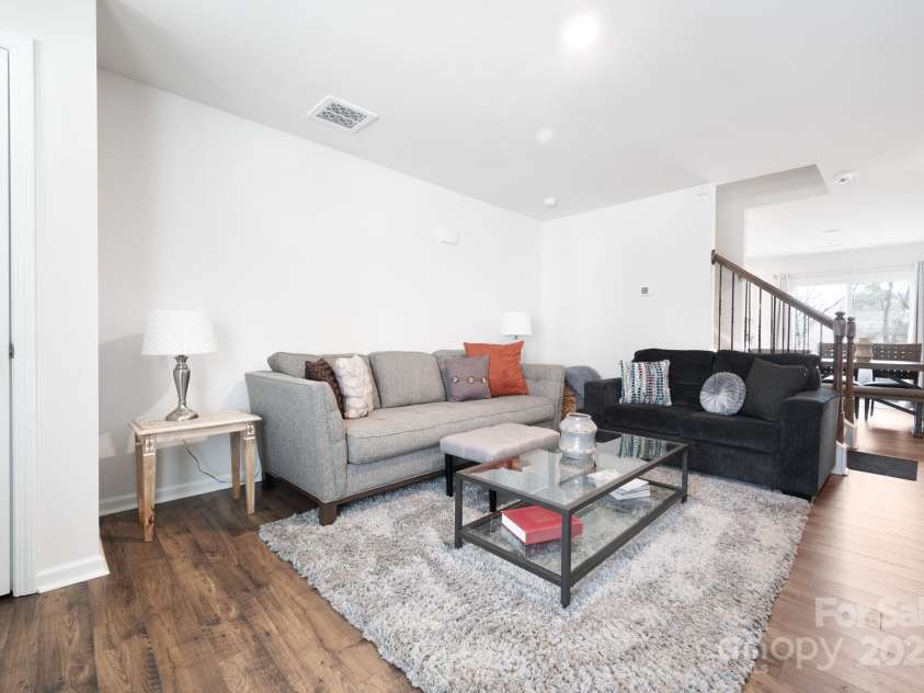 40 Malcolm Court, Candler, NC 28715.  MLS# CAR4281159, YatesRealty ID 761. Spacious Living Room