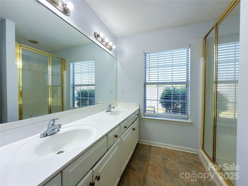 3007 Walsingham Court, Matthews, NC 28105.  MLS# CAR4240078, YatesRealty ID 7611. 
