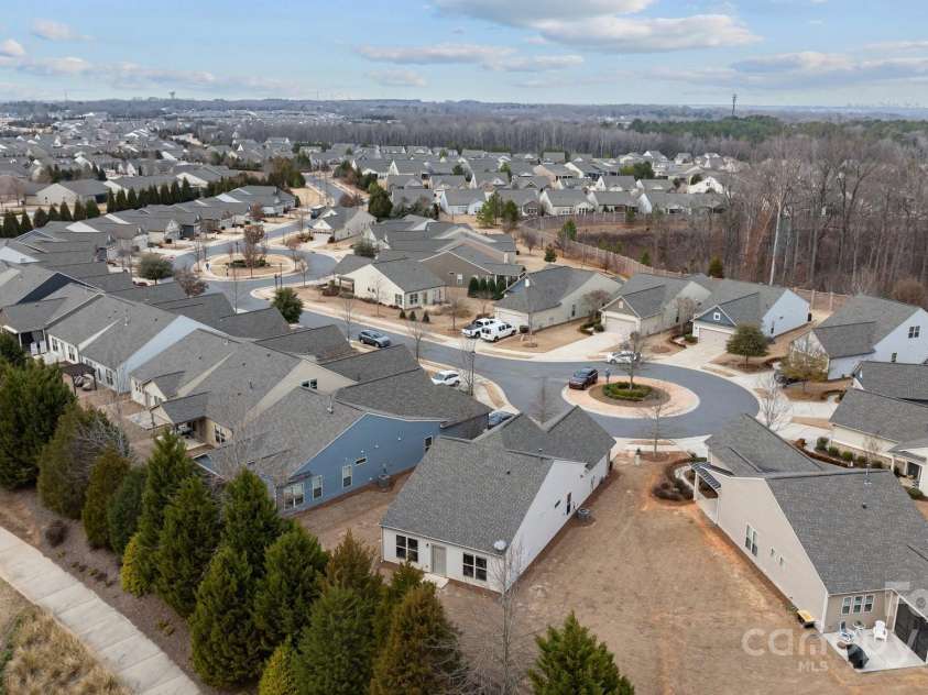 250 Cherry Tree Drive, Fort Mill, SC 29715.  MLS# CAR4219555, YatesRealty ID 7612. Neighborhood