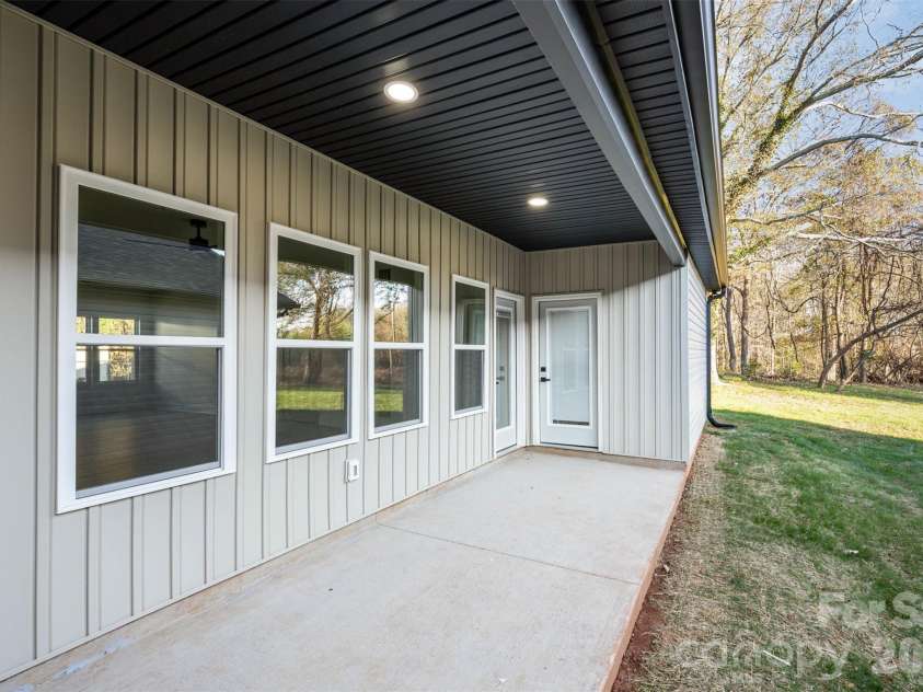 1209-1 Patterson Street, Shelby, NC 28152.  MLS# CAR4325488, YatesRealty ID 7613. 