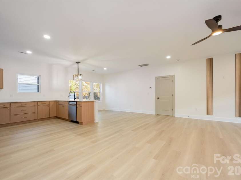 1209-1 Patterson Street, Shelby, NC 28152.  MLS# CAR4325488, YatesRealty ID 7613. 