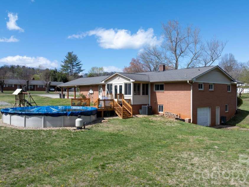 103 Hamp Street, Morganton, NC 28655.  MLS# CAR4356789, YatesRealty ID 7614. 