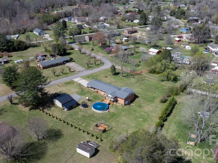 103 Hamp Street, Morganton, NC 28655.  MLS# CAR4356789, YatesRealty ID 7614. 