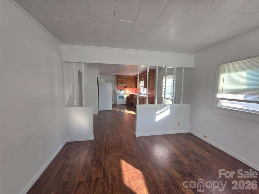 908 Linwood Road, Gastonia, NC 28052.  MLS# CAR4362502, YatesRealty ID 7615. 
