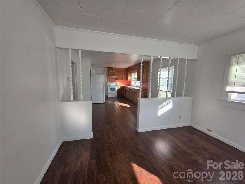 908 Linwood Road, Gastonia, NC 28052.  MLS# CAR4362502, YatesRealty ID 7615. 