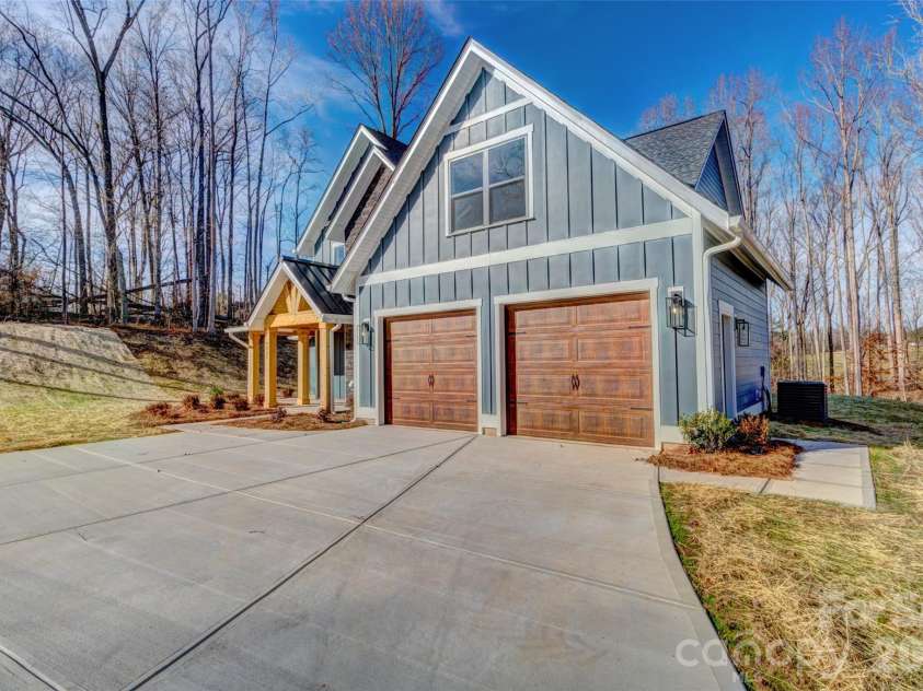 1021 Harrogate Drive, Bessemer City, NC 28016.  MLS# CAR4336085, YatesRealty ID 7617. 