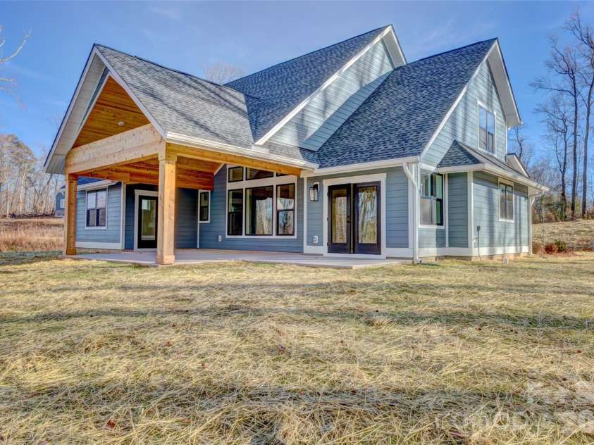 1021 Harrogate Drive, Bessemer City, NC 28016.  MLS# CAR4336085, YatesRealty ID 7617. 