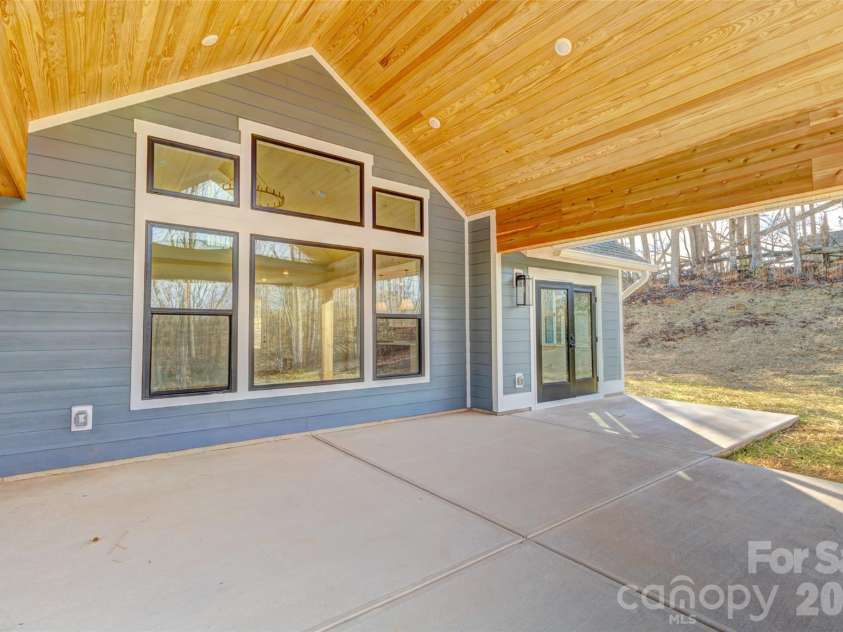 1021 Harrogate Drive, Bessemer City, NC 28016.  MLS# CAR4336085, YatesRealty ID 7617. 