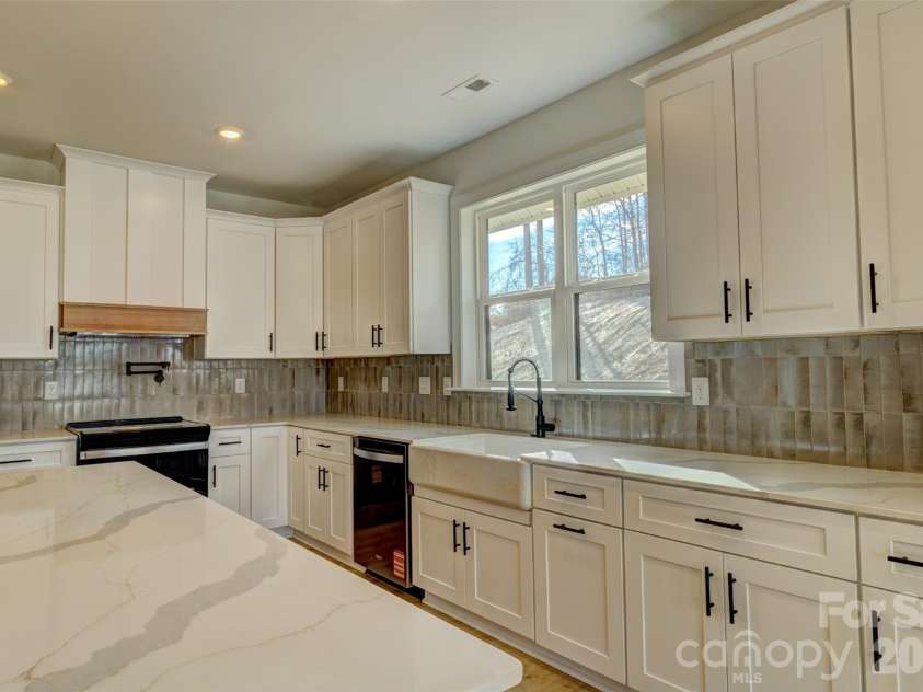 1021 Harrogate Drive, Bessemer City, NC 28016.  MLS# CAR4336085, YatesRealty ID 7617. 