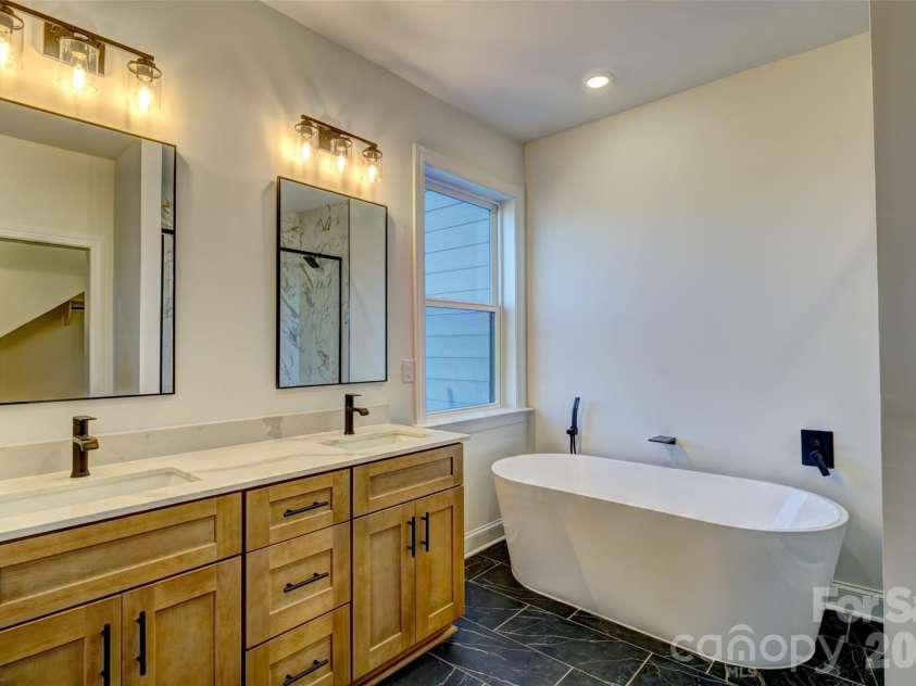 1021 Harrogate Drive, Bessemer City, NC 28016.  MLS# CAR4336085, YatesRealty ID 7617. 